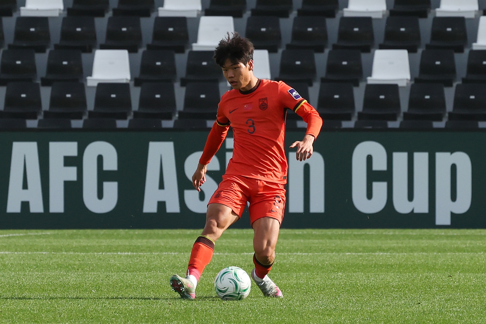 云开体育-媒体人：关于贺一然的未来，现在看最接近的是山东泰山